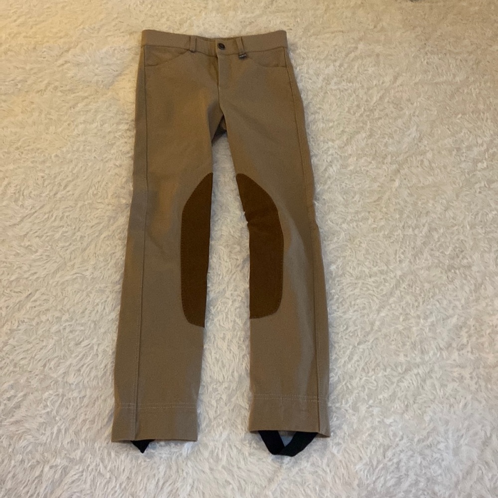 Very good quality like-new kids breeches. No holes,rips etc. outgrew before worn